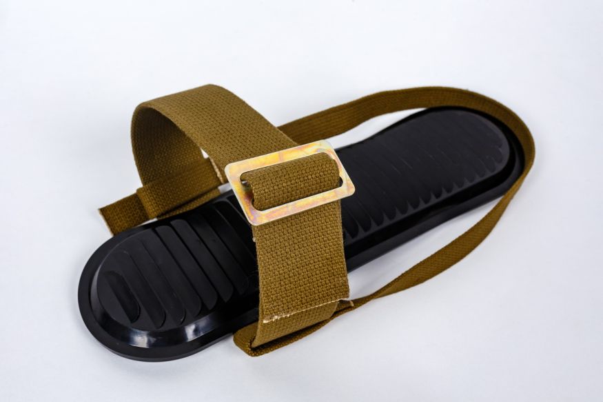 Комплект креплений: амортизатор, носковой и пяточный ремень (брезент)